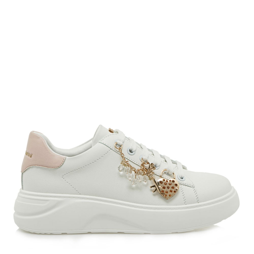 leuka-sneaker-koritsi